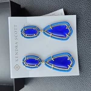 NWT Kendra Scott Threaded Gold Camry Statement Earrings in Cobalt Illusion